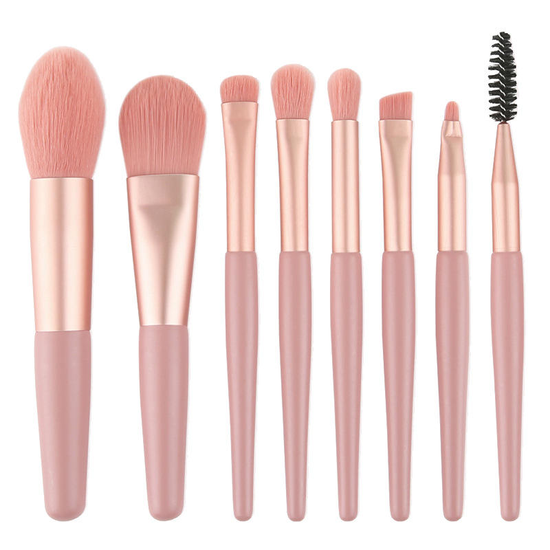 Makeup brushes